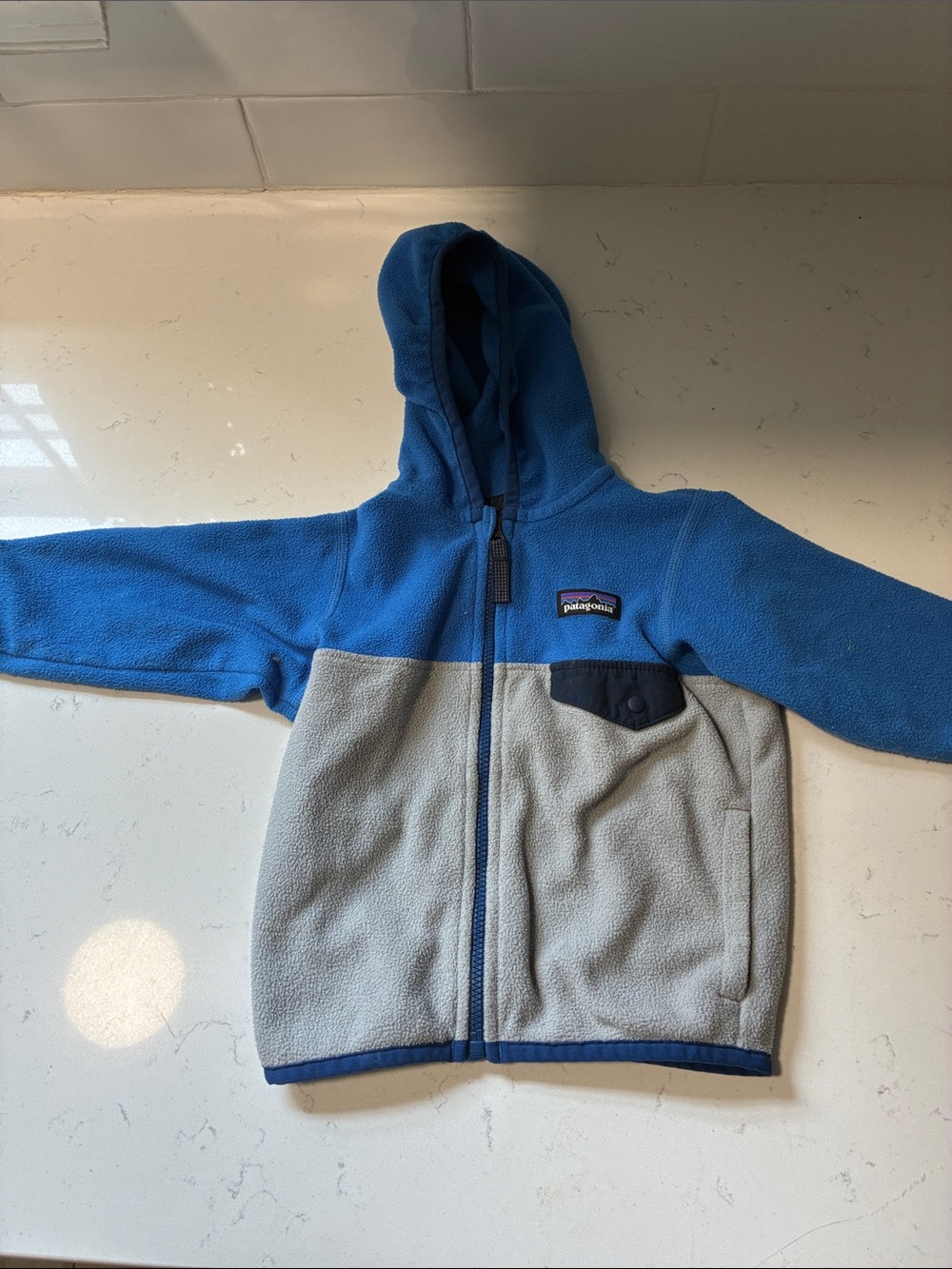 Patagonia Kids Two-Tone Blue and Light Gray Hooded Fleece Jacket